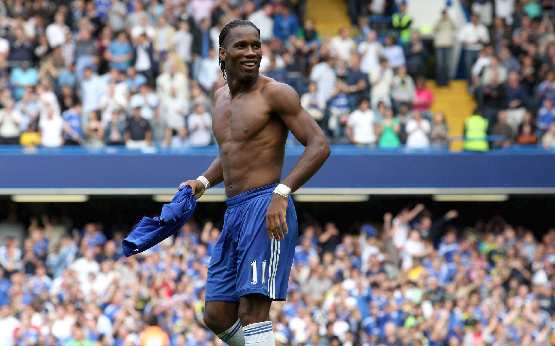 _荷兰年轻新秀崭露头角，冲击职业舞台_，荷兰足球新秀